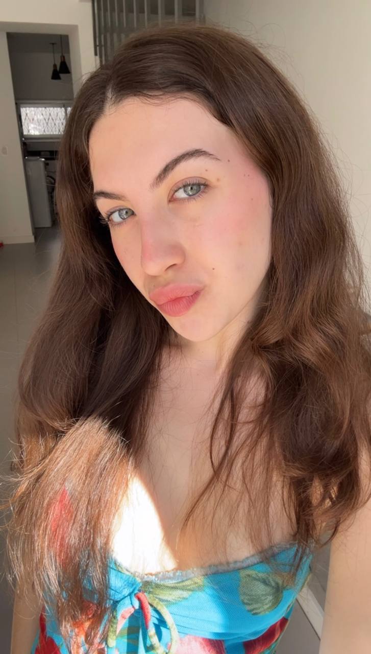 Nude girl Amber in Malaga