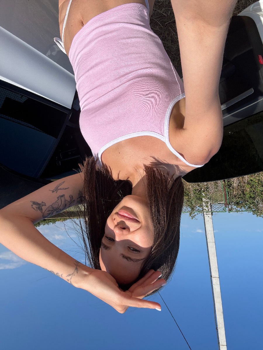 Sexy model Tina in Malaga